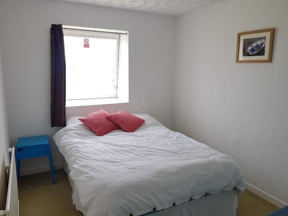 Blue Room Hostel Newquay New Quay エクステリア 写真