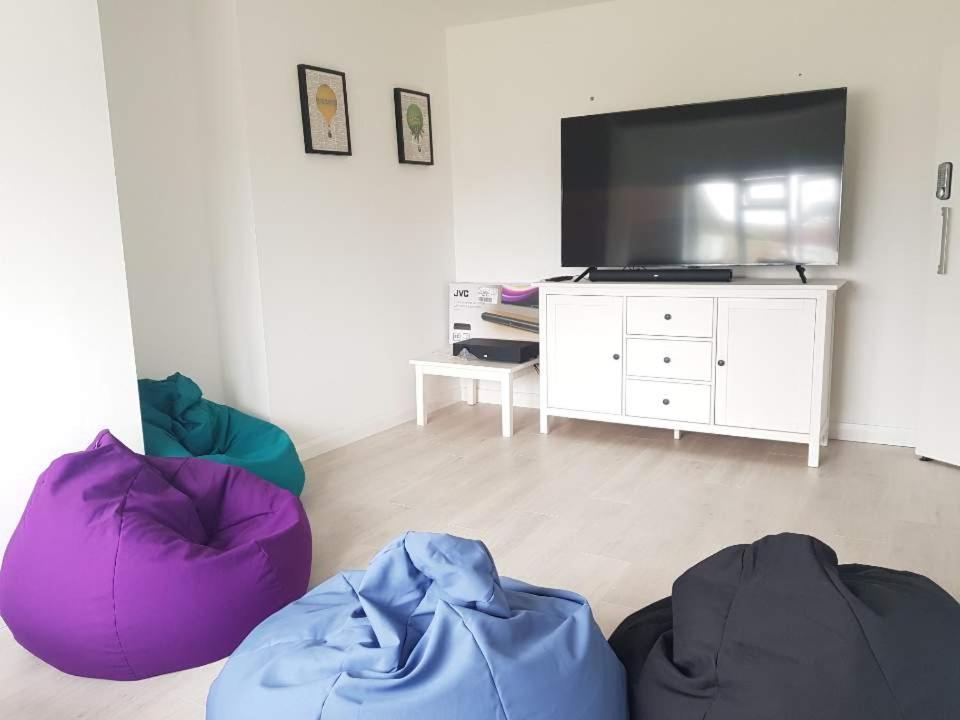 Blue Room Hostel Newquay New Quay エクステリア 写真