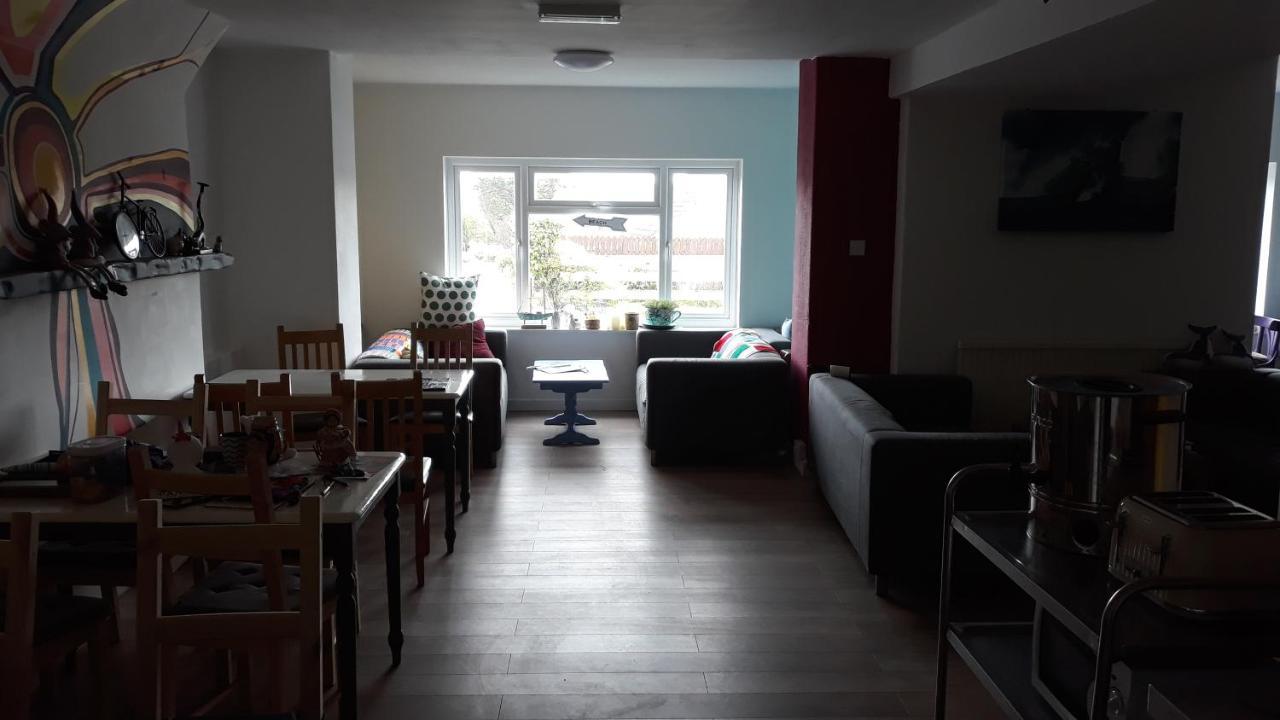 Blue Room Hostel Newquay New Quay エクステリア 写真