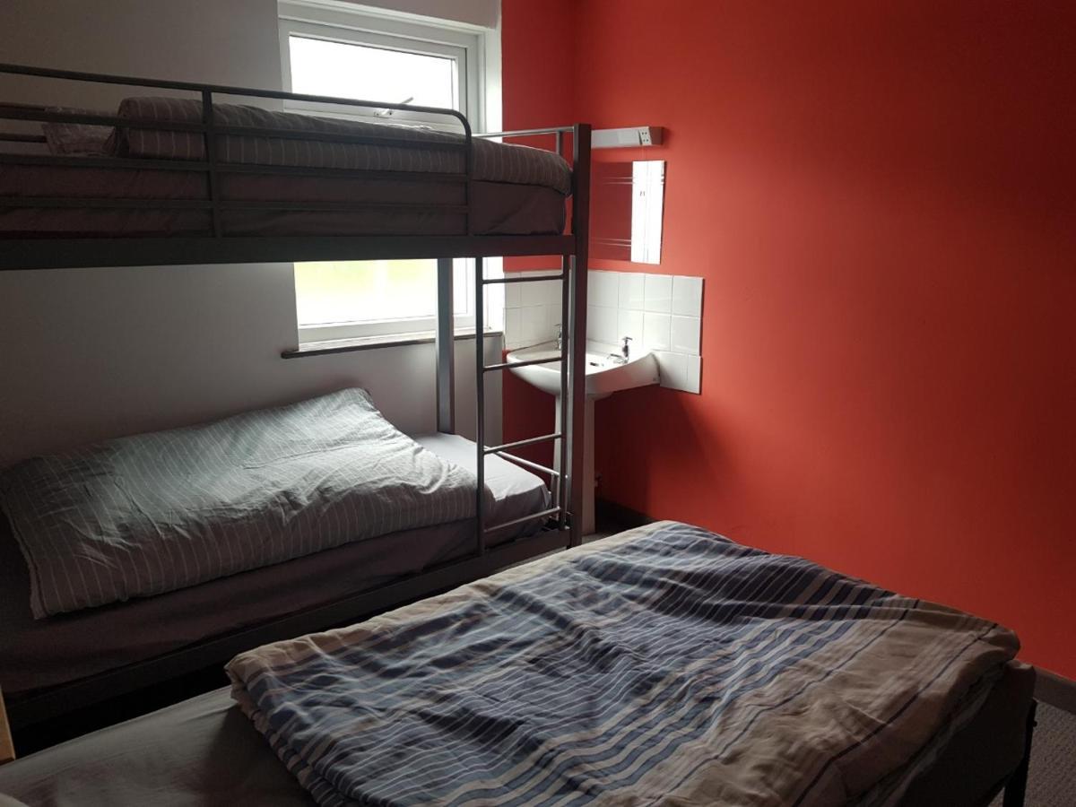 Blue Room Hostel Newquay New Quay エクステリア 写真