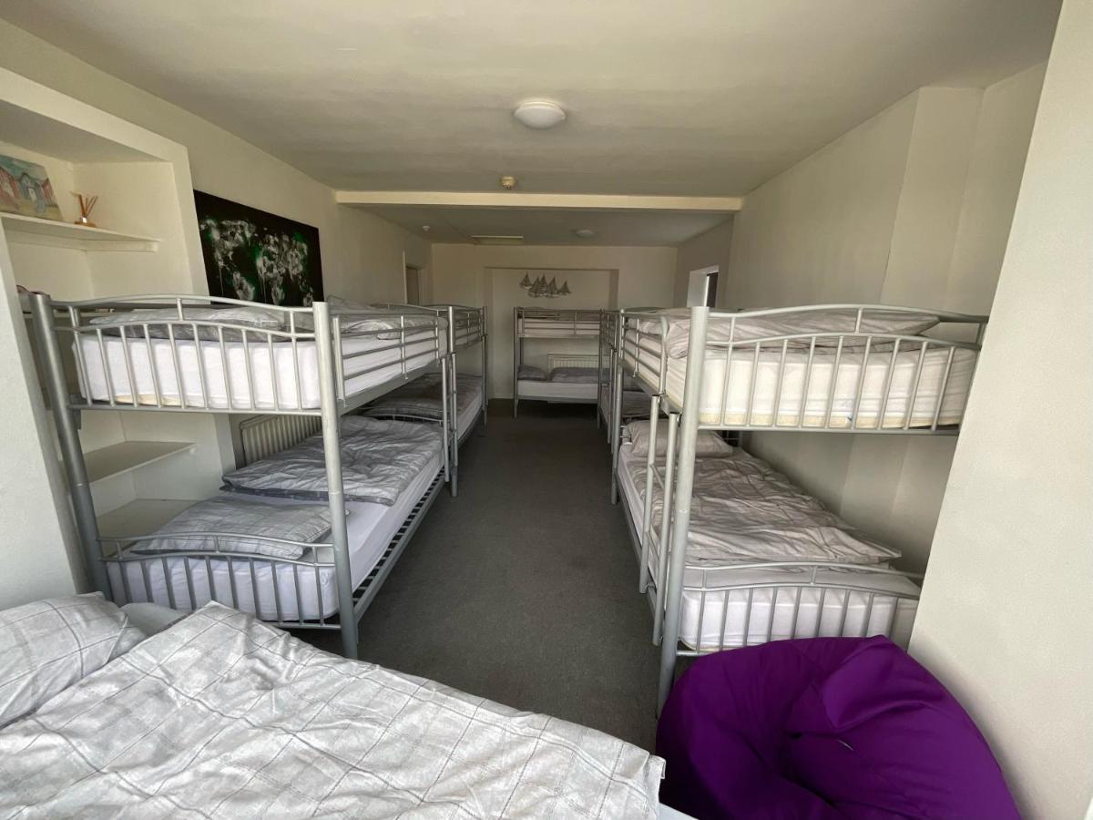 Blue Room Hostel Newquay New Quay エクステリア 写真