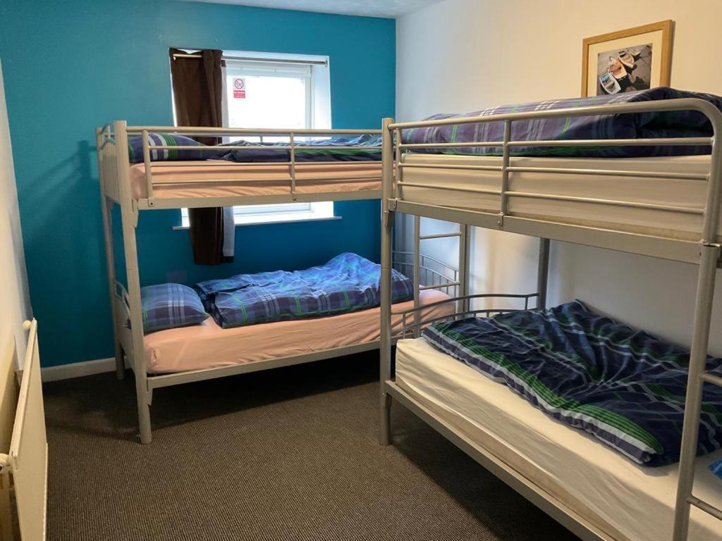 Blue Room Hostel Newquay New Quay エクステリア 写真