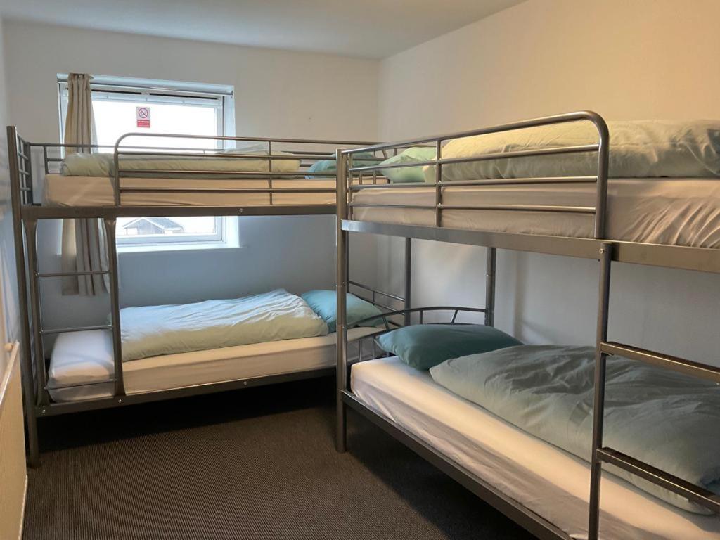 Blue Room Hostel Newquay New Quay エクステリア 写真
